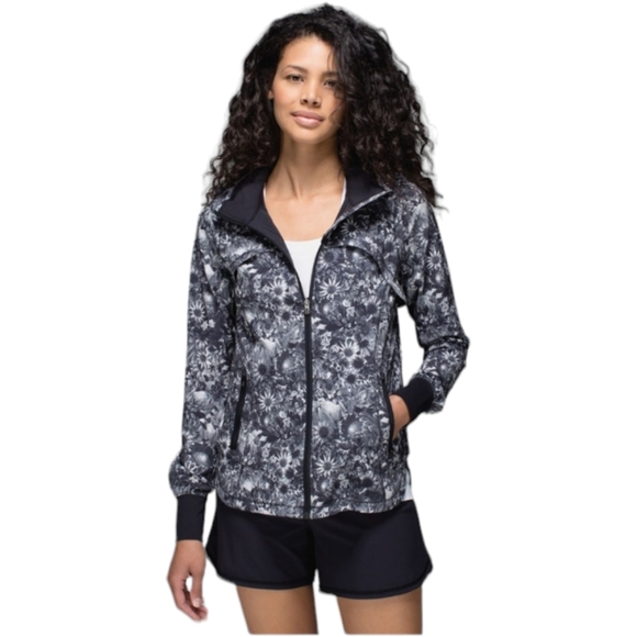 NWOT Lululemon Bring Back the Track Jacket Reflective - Picture 7 of 13